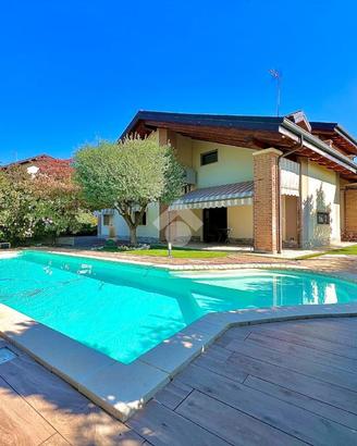 VILLA SINGOLA A BUTTIGLIERA D'ASTI