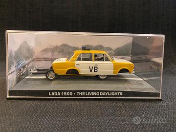 Modellino auto polizia Lada 1500