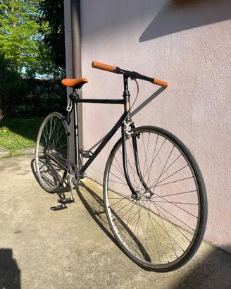 Bici con telaio stella veneta