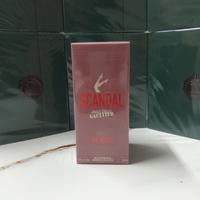 Vari profumi da donna