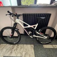 Mountainbike Specialized 27.5 TG L - carbonio