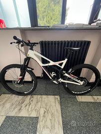 Mountainbike Specialized 27.5 TG L - carbonio