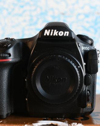 Nikon D850 con soli 3400 scatti