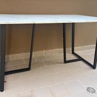 Tavolo effetto marmo - nuovo