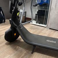Monopattino Elettrico NINEBOT