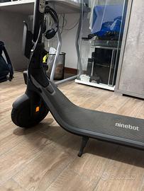 Monopattino Elettrico NINEBOT