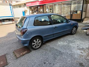 Fiat bravo 1. 6 100cv gpl membro 150,000 km