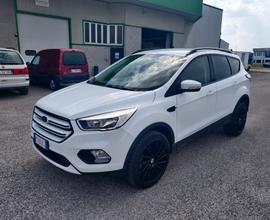 Ford Kuga 1.5 TDCI 120 CV S&S Business PRONTA CONS