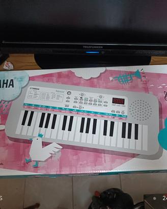 TASTIERA PIANOLA MUSICALE YAMAHA PSS-E30
