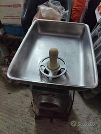 tritacarne  32 trifase marca atom 