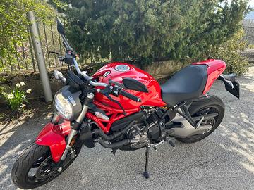 Ducati 821 Monster