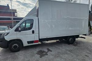 PEUGEOT Boxer 335 2.2 BlueHDi 140 S&S PL furgona