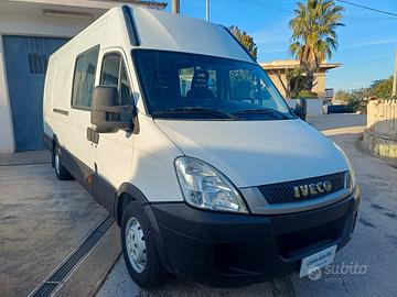 Iveco Daily 35S18 "FURGONE+6 POSTI"