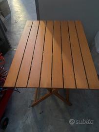 Tavolino in legno
