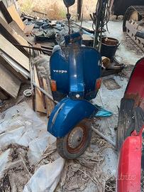 Vespa 125 ( NO CHIAMATE TELEFONICHE )