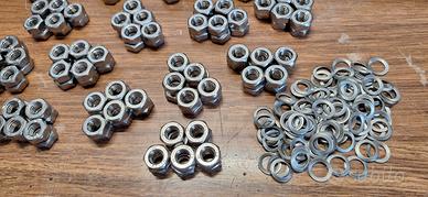 NUOVI n. 150 Dado esagonale M10 INOX A2-70