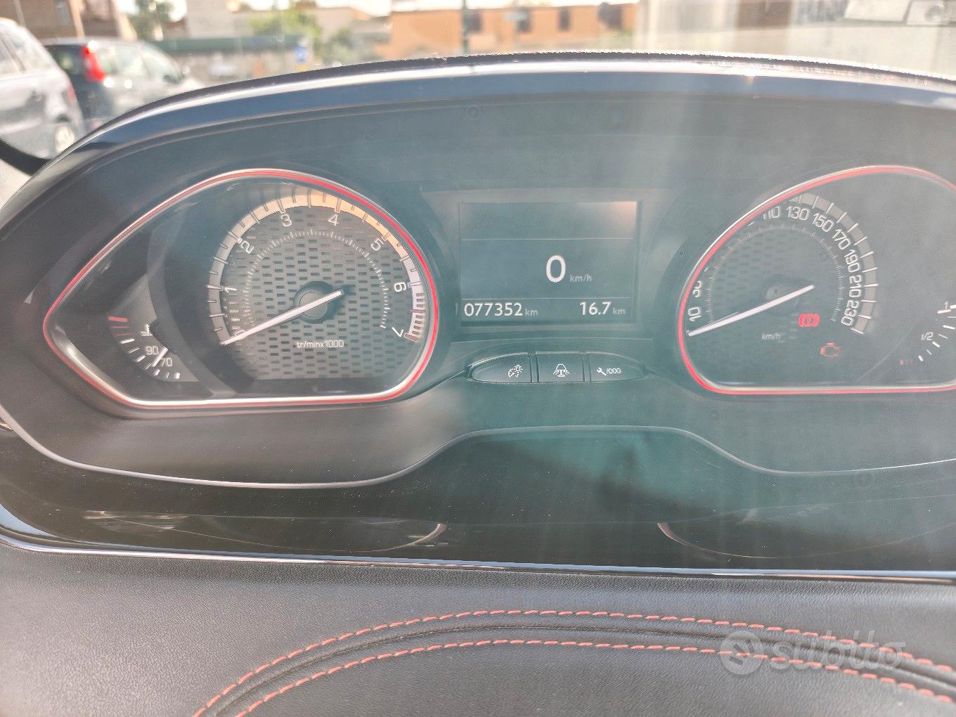 Peugeot 208 1° serie