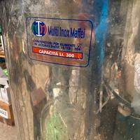 serbatoio olio acciaio 300 lt