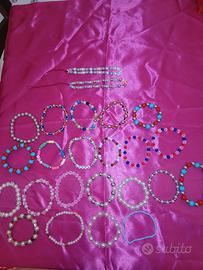 3 bracciali €10