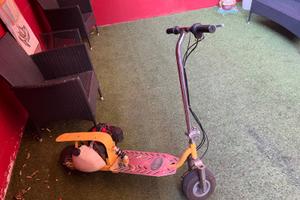 Moto pattino a motore