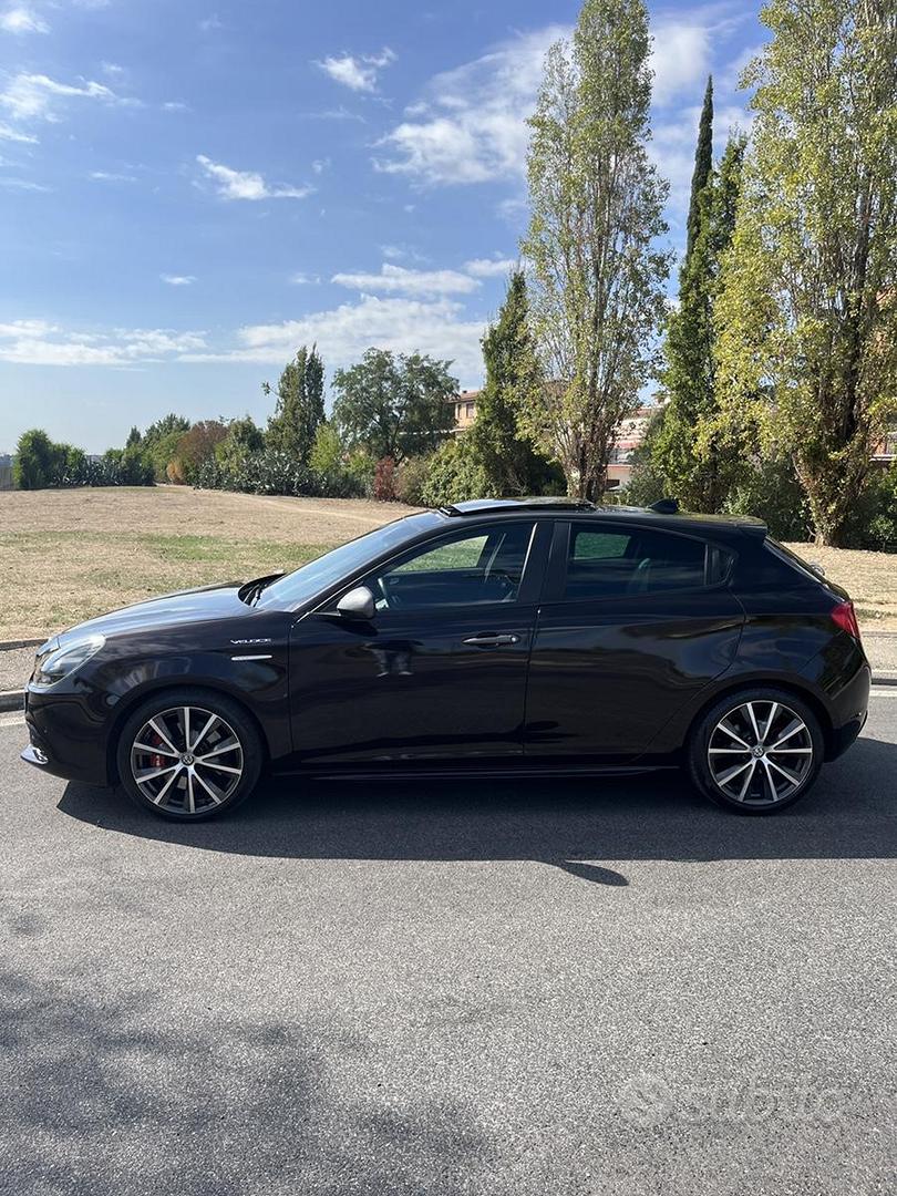 Alfa Romeo Giulietta 2018 photo 2