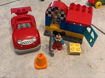 Lego Duplo 10829  l'officina di Topolino 