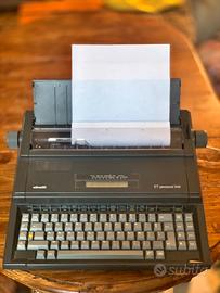 Macchina da scrivere Olivetti ET Personal 540