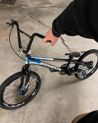Staystrong  Pro XL v4 2023