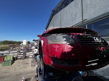 Ricambi portellone posteriore muso audi tt