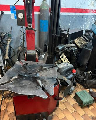 Attrezzatura per gommisti