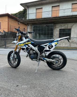 moto valenti racing 50cc  2019