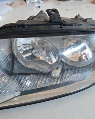 fanale anteriore sx AUDI A2