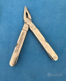 LETHERMAN SUPER TOOLS