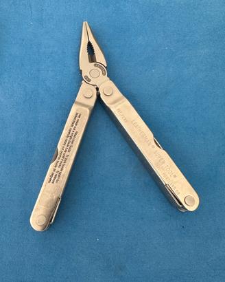 LETHERMAN SUPER TOOLS