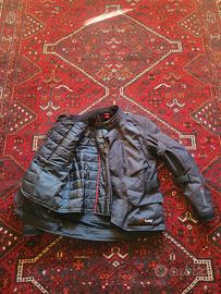 Giacca e pantaloni da moto