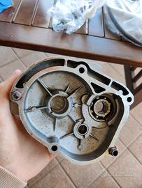 Coperchio ingranaggi piaggio 