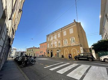 LABORATORIO A TRIESTE