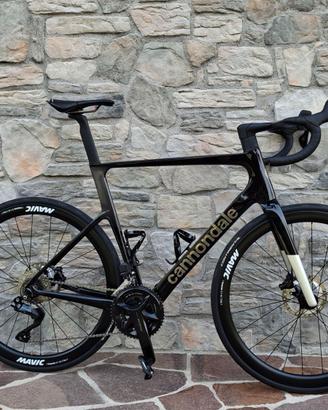 Bici  da strada Cannondale Supersixevo 2025