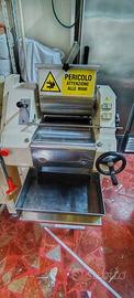 sfogliatrice semiautomatica con impastatrice