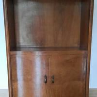 Mobiletto con vano a giorno