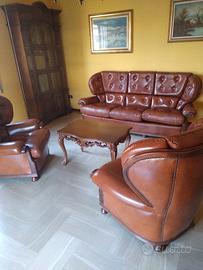 ARREDAMENTO VARIO PER LA CASA