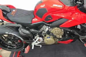Ducati V4S Streetfighter