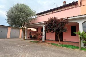 Villetta a schiera di 155 m² con 4 locali e box au