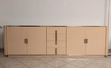 Credenza