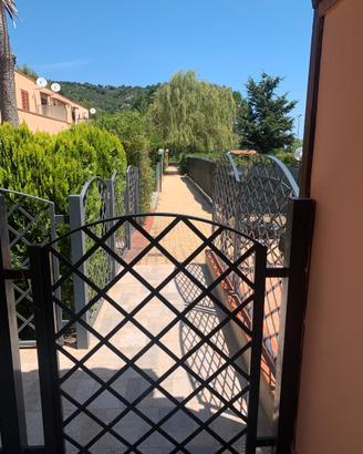 Pollina villetta a schiera per casa vacanza