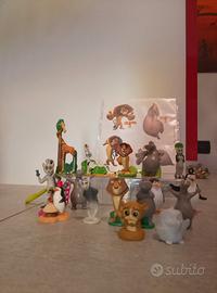 Lotto sorpresine kinder madagascar serie miste