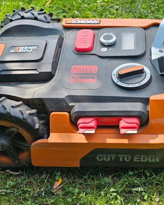 WORX Landroid M Plus WR165E + ACS – €400