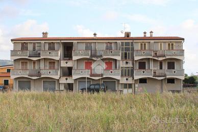 3 LOCALI A SANTA MARIA DEL CEDRO