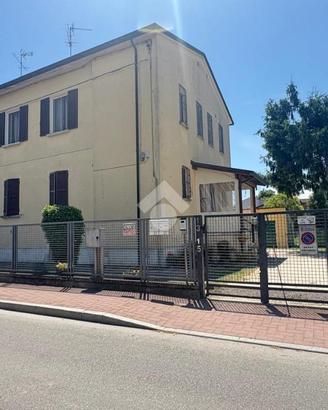 3 LOCALI A ALFONSINE