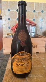 bottiglia di vino barolo